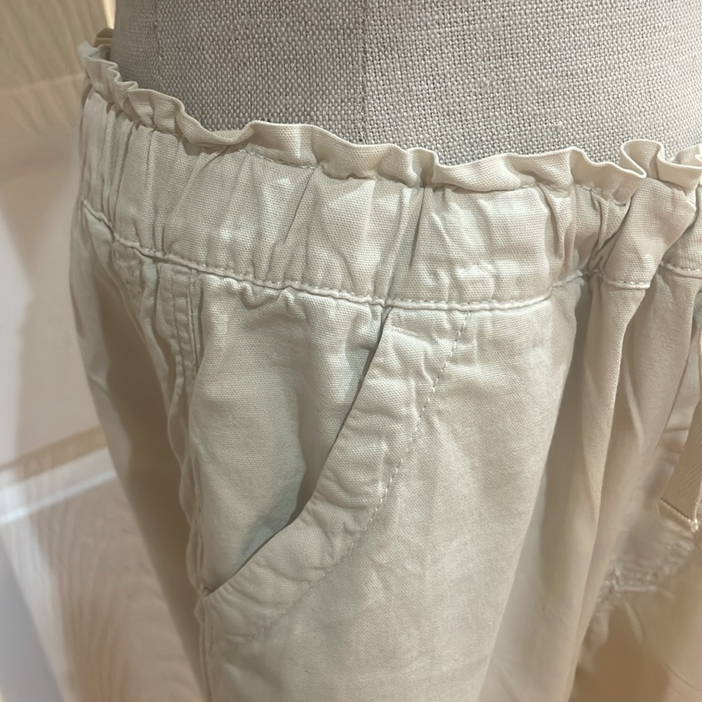 Sonoma Mid Rise Capri pants khaki tan elastic drawstring waist women’s PL petite - Picture 5 of 16